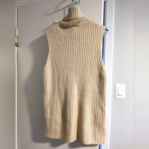 H&M sleeveless knit turtleneck size Medium